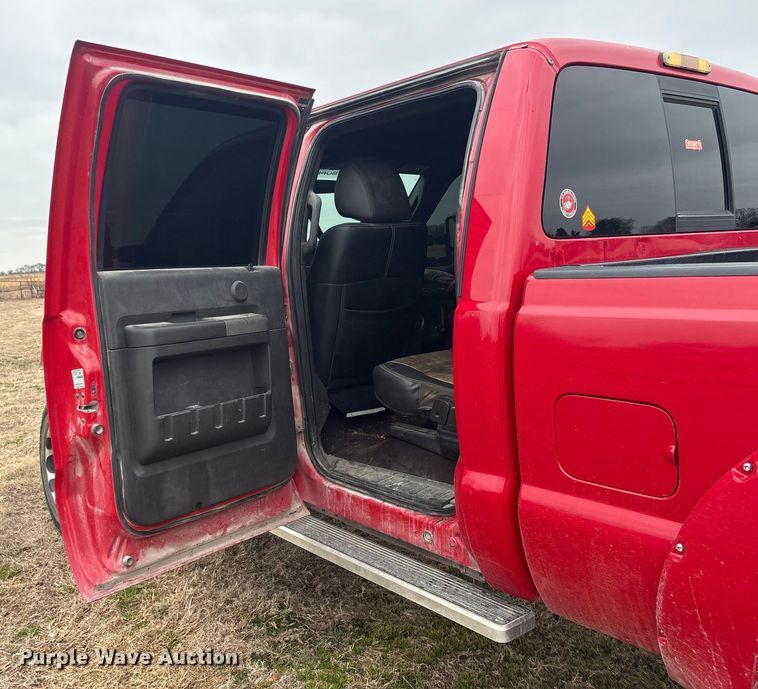 image for item EV2674 2011 Ford F250 Crew Cab pickup truck