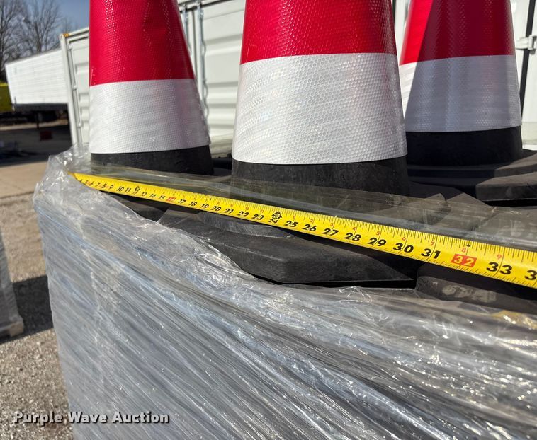 image for item EV2708 (250) IRanch traffic cones