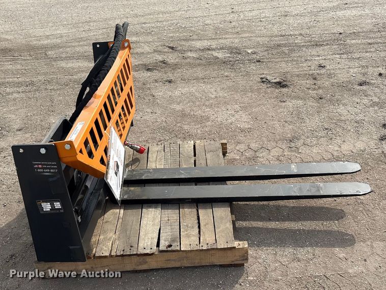 image for item EV2736 2025 Land Honor HPF-11-3000G skid steer forks