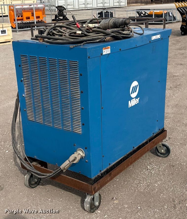 image for item EV2737 Miller GPS-1500V welder