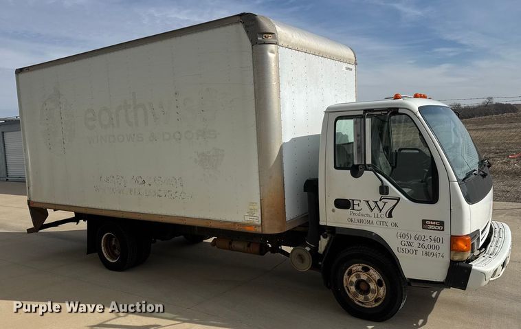 image for item EV6004 2005 GMC W3500 box truck