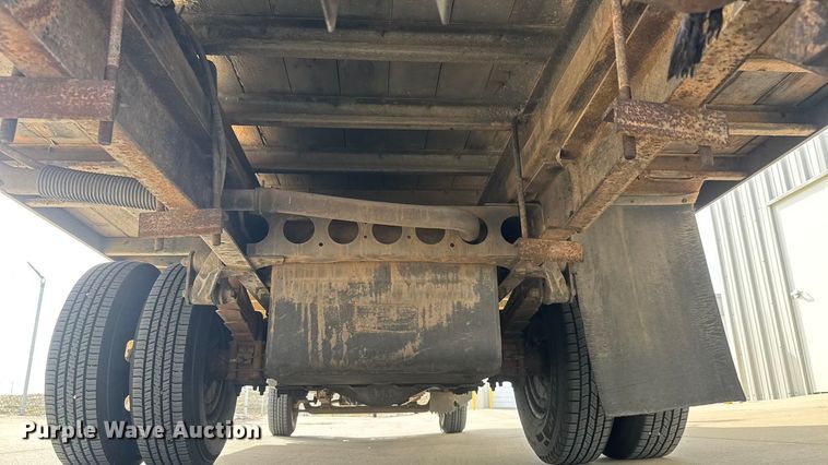 image for item EV6004 2005 GMC W3500 box truck