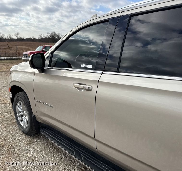 image for item FB0514 2021 Chevrolet Suburban SUV