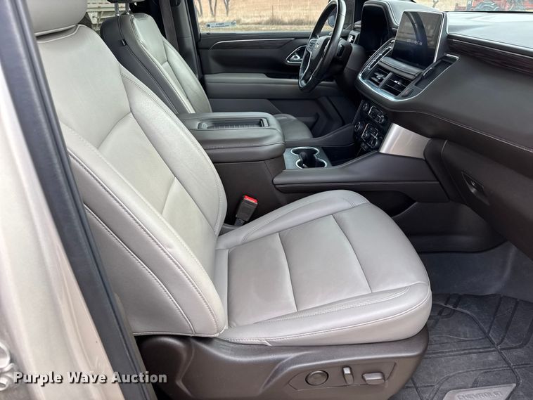 image for item FB0514 2021 Chevrolet Suburban SUV