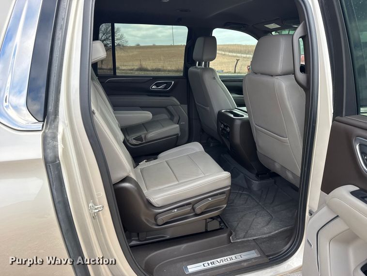 image for item FB0514 2021 Chevrolet Suburban SUV