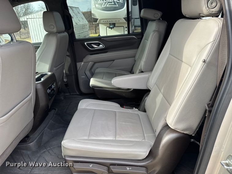 image for item FB0514 2021 Chevrolet Suburban SUV