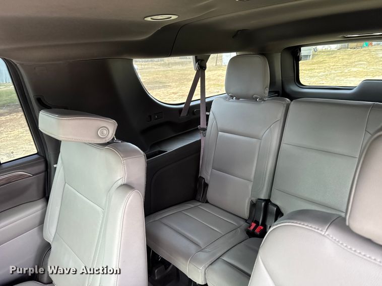 image for item FB0514 2021 Chevrolet Suburban SUV