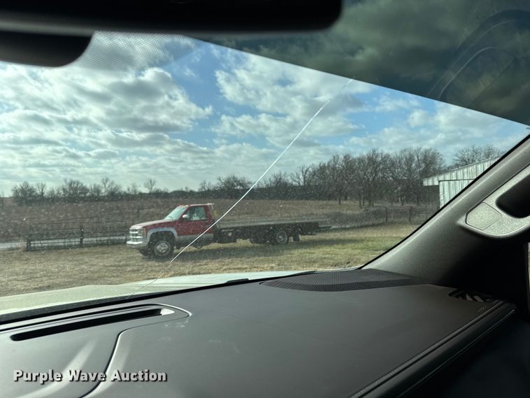 image for item FB0514 2021 Chevrolet Suburban SUV