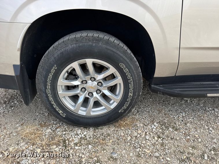 image for item FB0514 2021 Chevrolet Suburban SUV