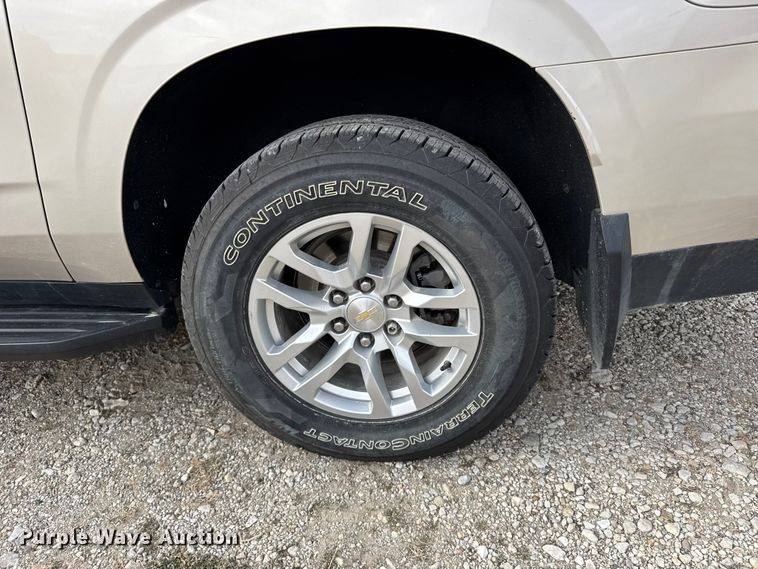 image for item FB0514 2021 Chevrolet Suburban SUV