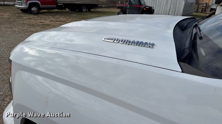 image for item FB0515 2019 Chevrolet Silverado 2500HD High Country Crew Cab pickup truck