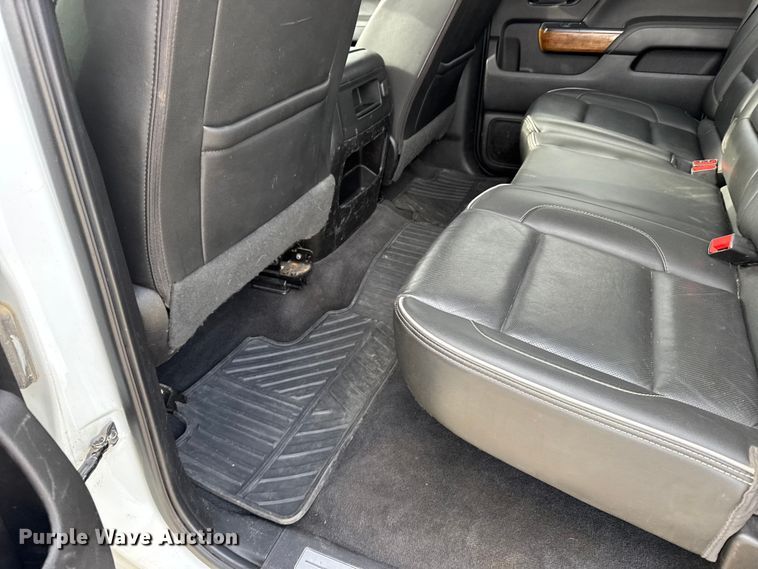 image for item FB0515 2019 Chevrolet Silverado 2500HD High Country Crew Cab pickup truck