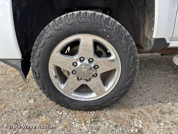 image for item FB0515 2019 Chevrolet Silverado 2500HD High Country Crew Cab pickup truck