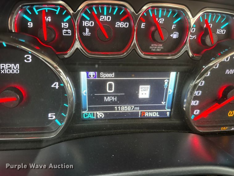 image for item FB0515 2019 Chevrolet Silverado 2500HD High Country Crew Cab pickup truck