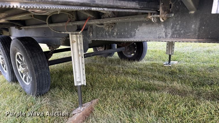 image for item FB0516 2023 Alliance Rv Paradigm camper