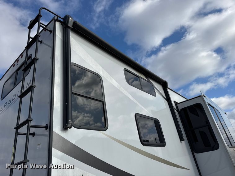 image for item FB0516 2023 Alliance Rv Paradigm camper