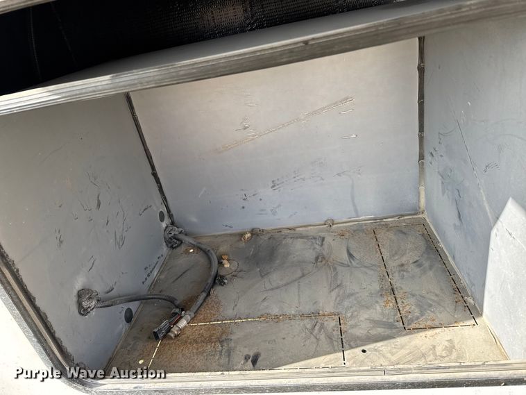 image for item FB0516 2023 Alliance Rv Paradigm camper