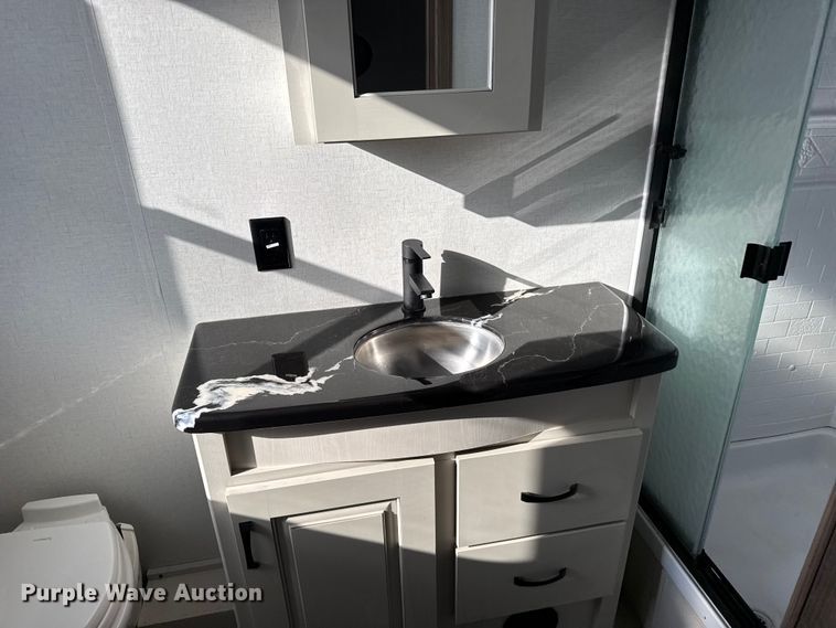 image for item FB0516 2023 Alliance Rv Paradigm camper