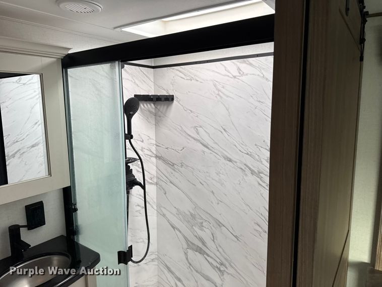 image for item FB0516 2023 Alliance Rv Paradigm camper