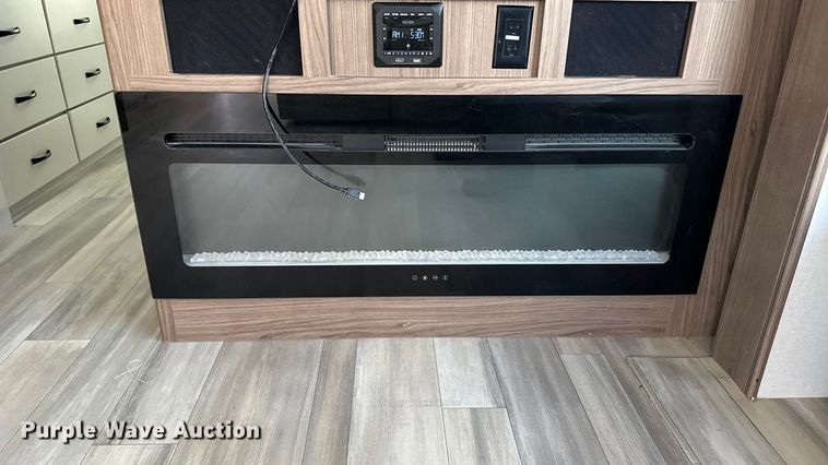 image for item FB0516 2023 Alliance Rv Paradigm camper