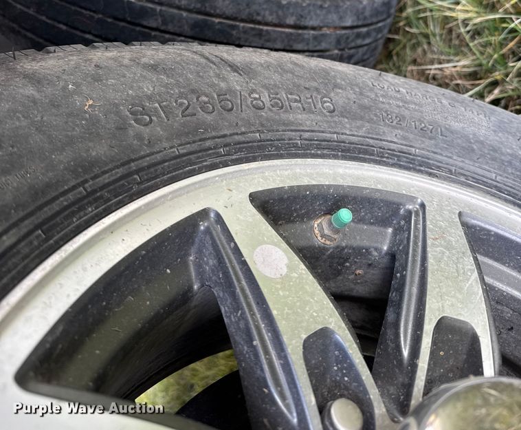 image for item FB0516 2023 Alliance Rv Paradigm camper