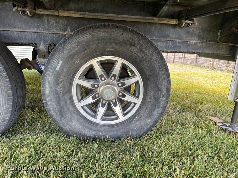 image for item FB0516 2023 Alliance Rv Paradigm camper