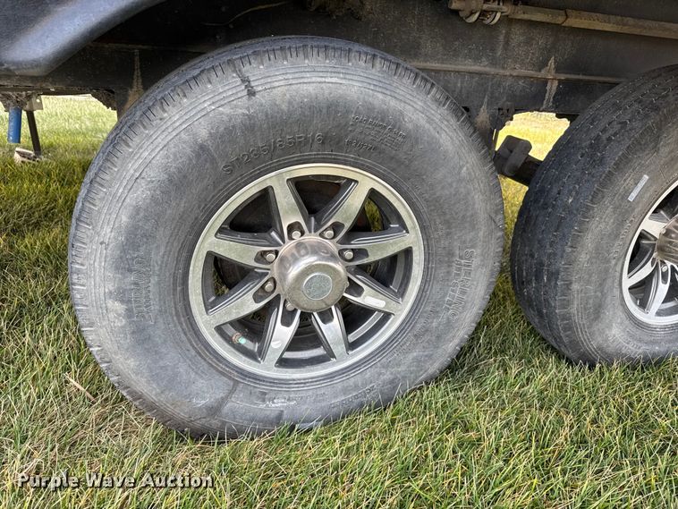 image for item FB0516 2023 Alliance Rv Paradigm camper