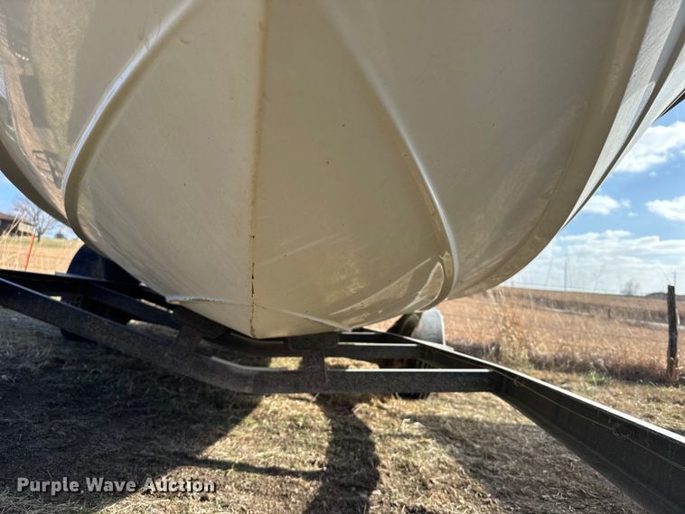 image for item FB0518 1993 Regal 202SE boat