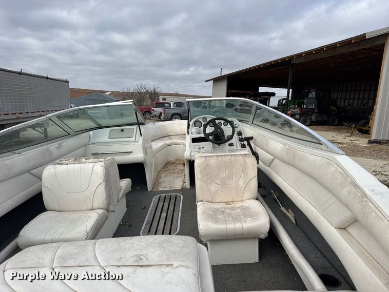 image for item FB0518 1993 Regal 202SE boat