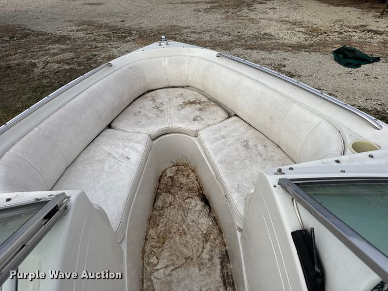 image for item FB0518 1993 Regal 202SE boat