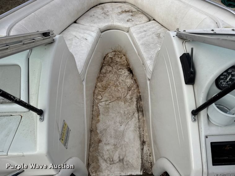 image for item FB0518 1993 Regal 202SE boat