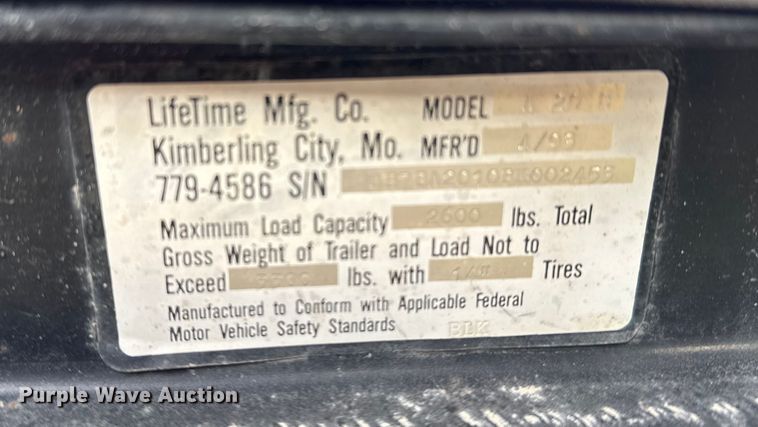 image for item FB0518 1993 Regal 202SE boat