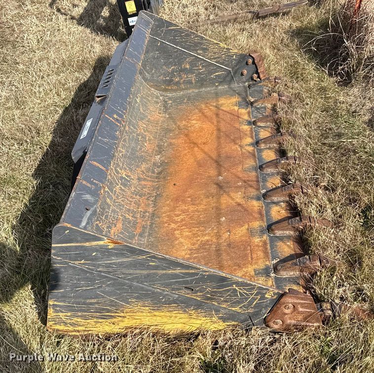 image for item FB0520 Skid steer bucket