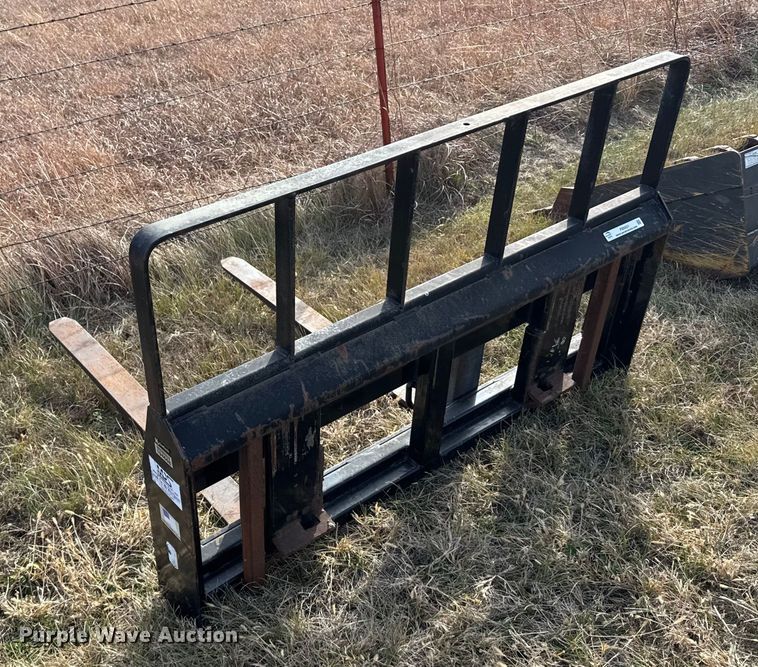 image for item FB0521 MDS skid steer forks