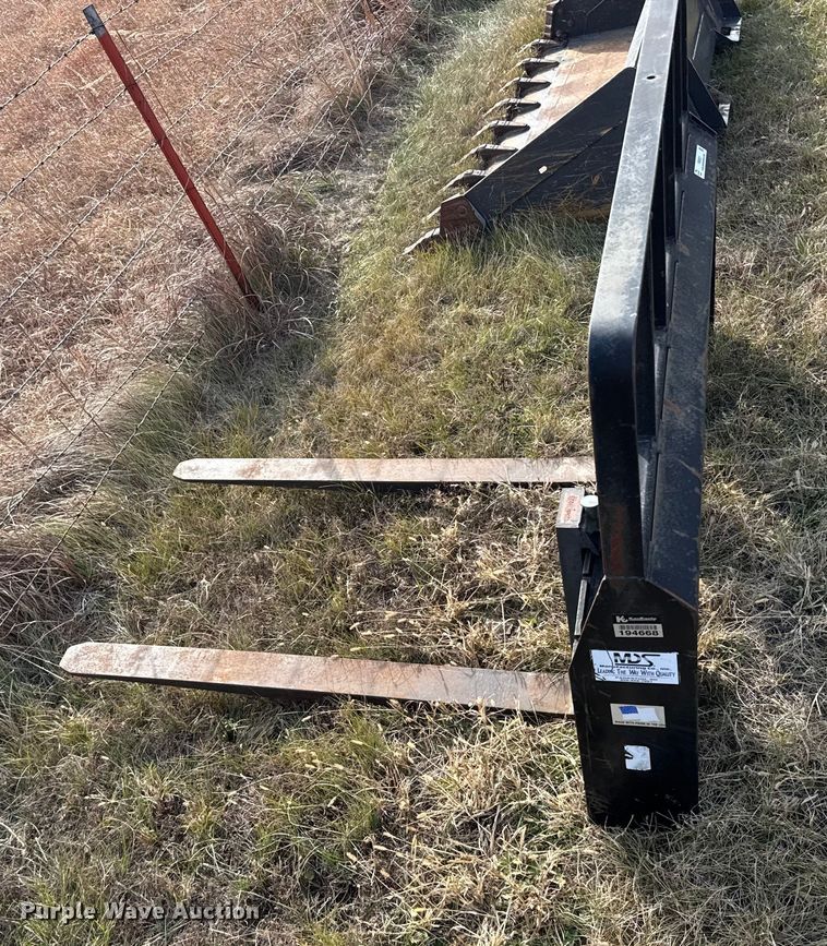 image for item FB0521 MDS skid steer forks