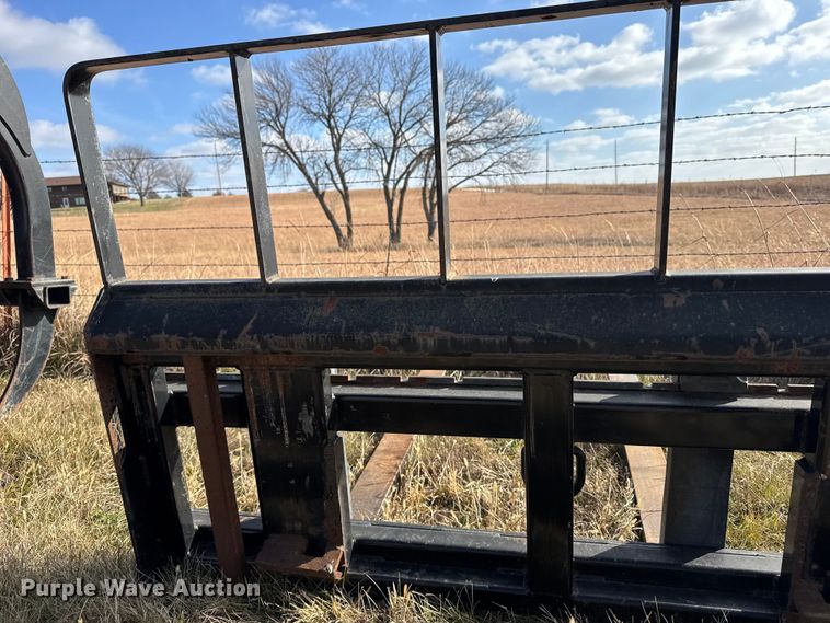 image for item FB0521 MDS skid steer forks