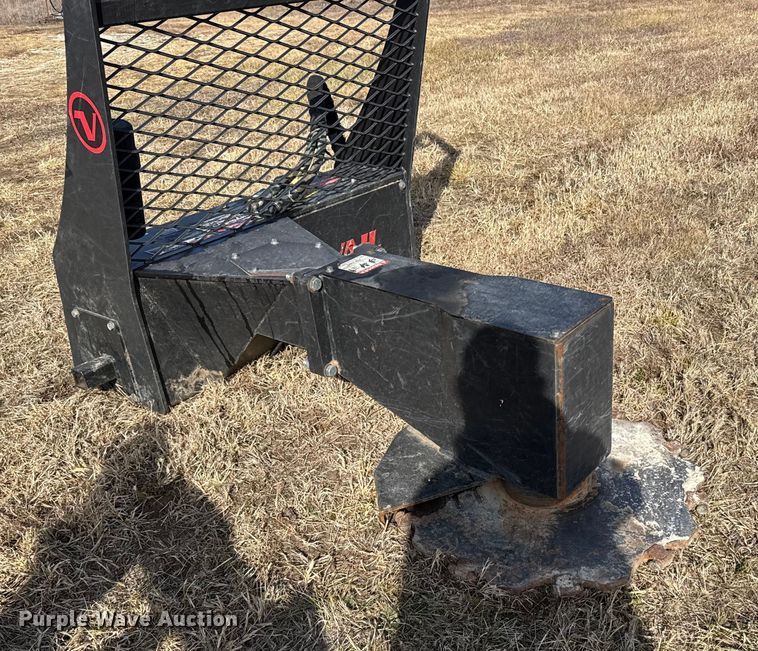 image for item FB0523 Vail skid steer tree saw