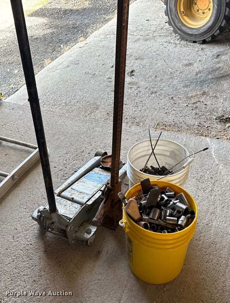 image for item FB0525 Tools