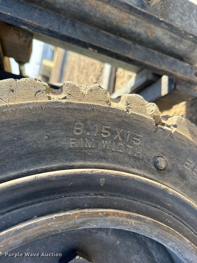 image for item FB0623 Toyota 7FGU30 forklift