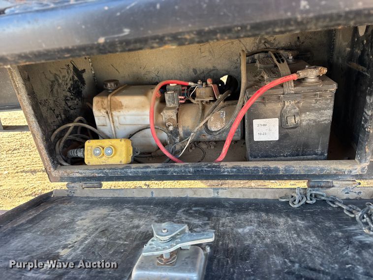 image for item FB0629 2016 PJ equipment trailer