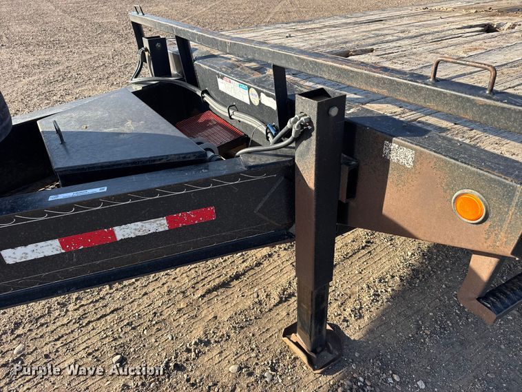 image for item FB0629 2016 PJ equipment trailer