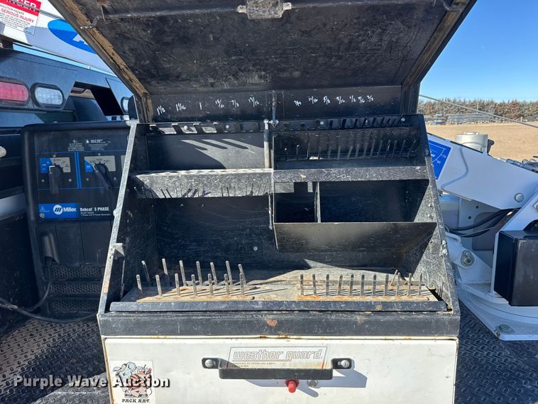 image for item FB0631 2024 Chevrolet Silverado 2500HD Crew Cab flatbed pickup truck