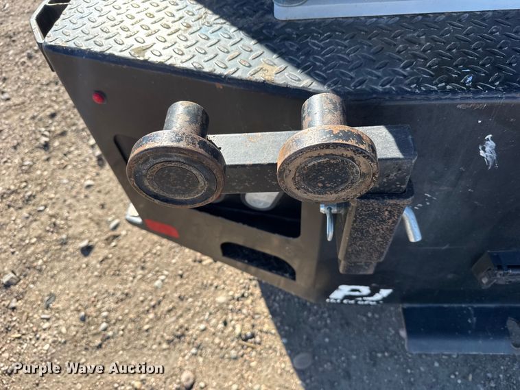 image for item FB0631 2024 Chevrolet Silverado 2500HD Crew Cab flatbed pickup truck