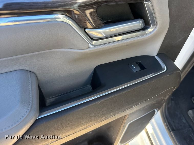 image for item FB0631 2024 Chevrolet Silverado 2500HD Crew Cab flatbed pickup truck