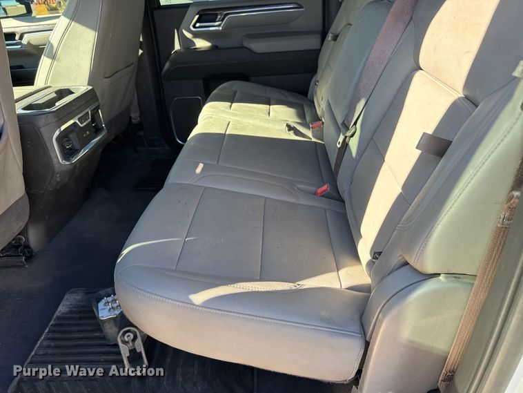 image for item FB0631 2024 Chevrolet Silverado 2500HD Crew Cab flatbed pickup truck