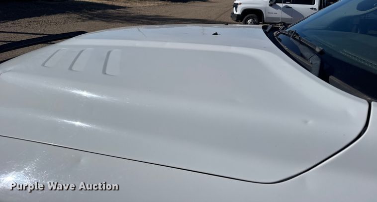 image for item FB0632 2017 RAM 3500 Crew Cab flatbed pickup truck