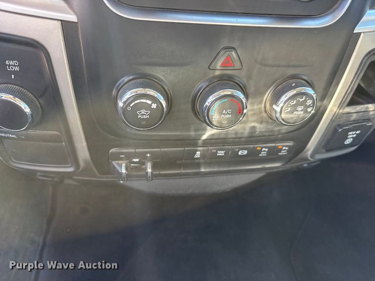 image for item FB0632 2017 RAM 3500 Crew Cab flatbed pickup truck