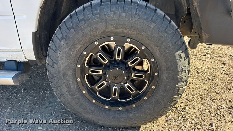 image for item FB0632 2017 RAM 3500 Crew Cab flatbed pickup truck