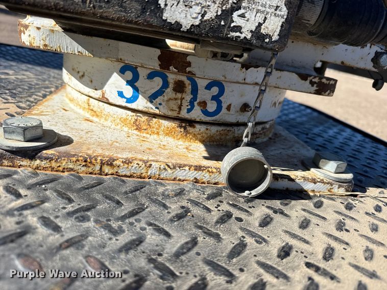 image for item FB0633 2022 Chevrolet Silverado 3500HD Crew Cab flatbed pickup truck