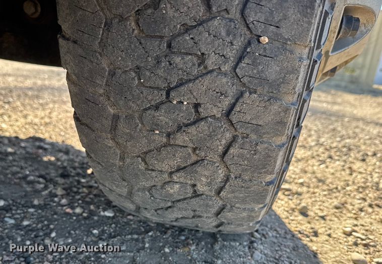 image for item FB0633 2022 Chevrolet Silverado 3500HD Crew Cab flatbed pickup truck